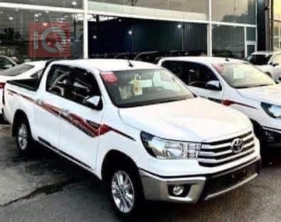 تويوتا هايلوكس